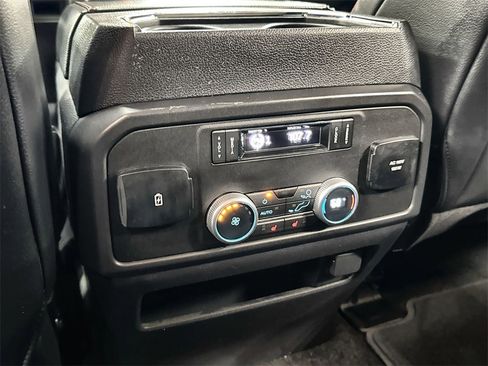 Used 2021 Ford Expedition Limited image 28