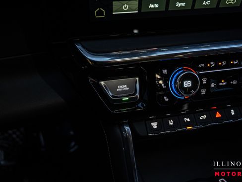 Used 2025 GMC Sierra 3500 Denali Ultimate image 26