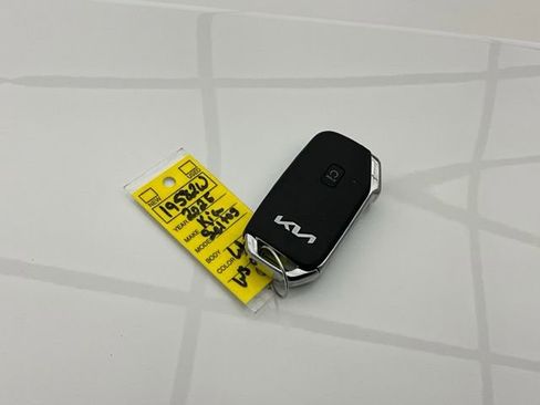 Used 2025 Kia Seltos S FWD image 30