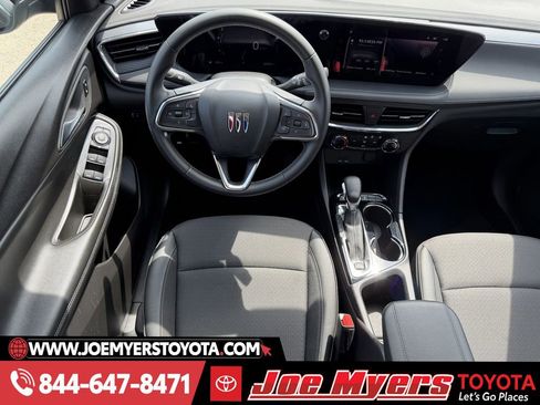 Used 2025 Buick Encore GX Preferred image 13