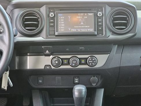 Used 2019 Toyota Tacoma SR w/ SR Convenience Package RWD image 9