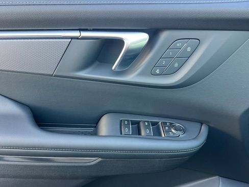 New 2026 Buick Enclave Sport Touring w/ Power Package FWD image 9