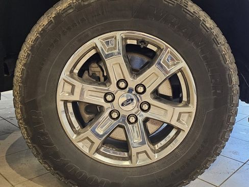 Used 2021 Ford F150 XLT w/ Equipment Group 302A High image 11