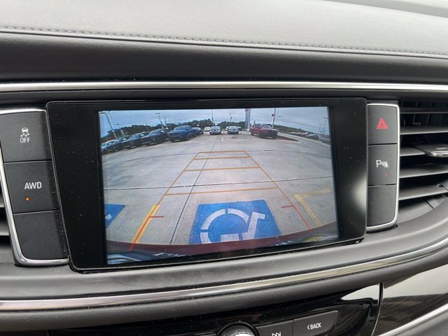 Used 2019 Buick Enclave Essence AWD/4WD image 6