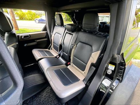 Used 2023 Ford Bronco Wildtrak AWD/4WD image 28