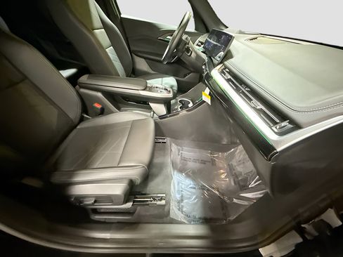 Used 2025 BMW X1 xDrive28i w/ Technology Package image 14