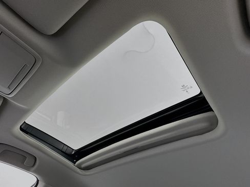 Certified 2023 Honda Accord Touring image 23