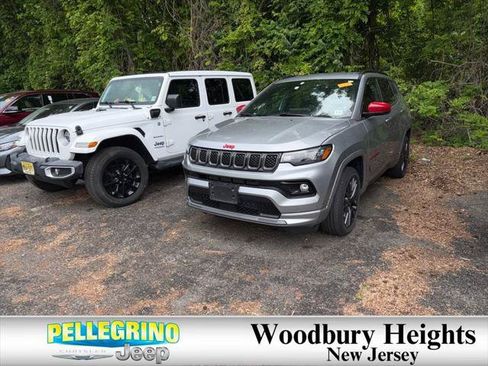 Certified 2023 Jeep Compass Limited AWD/4WD image 1