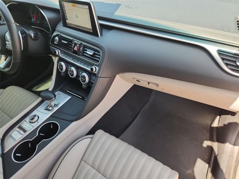 Used 2020 Genesis G70 3.3T w/ Elite Package RWD image 30