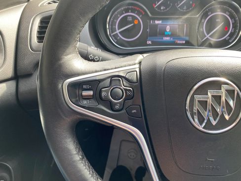 Used 2016 Buick Regal Premium image 14