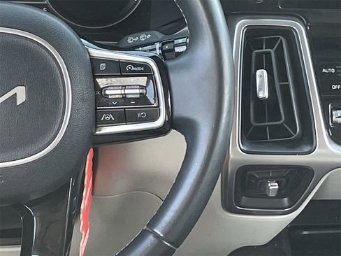 Certified 2022 Kia Sorento S image 23