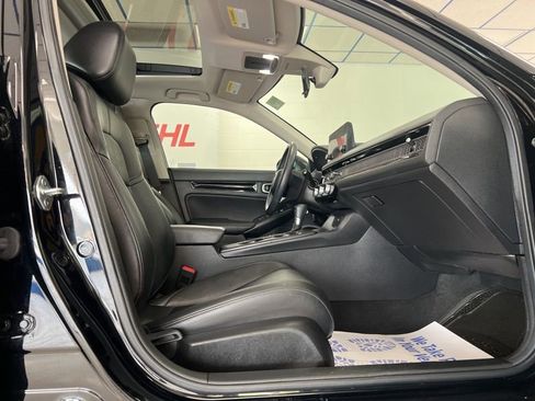 Used 2024 Honda Civic EX-L image 13