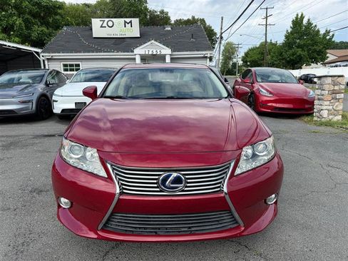 Used 2013 Lexus ES 300h w/ Luxury Pkg FWD image 9