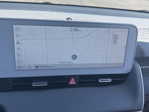 Used 2024 Hyundai Ioniq 5 SEL image 9