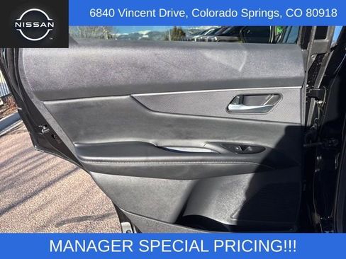 Certified 2025 Nissan Murano SV AWD/4WD image 26