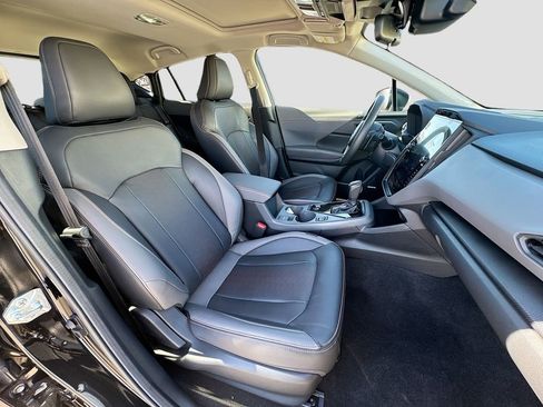 Certified 2025 Subaru Crosstrek 2.5i Limited image 38