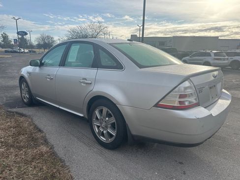 Used 2009 Ford Taurus Limited image 3