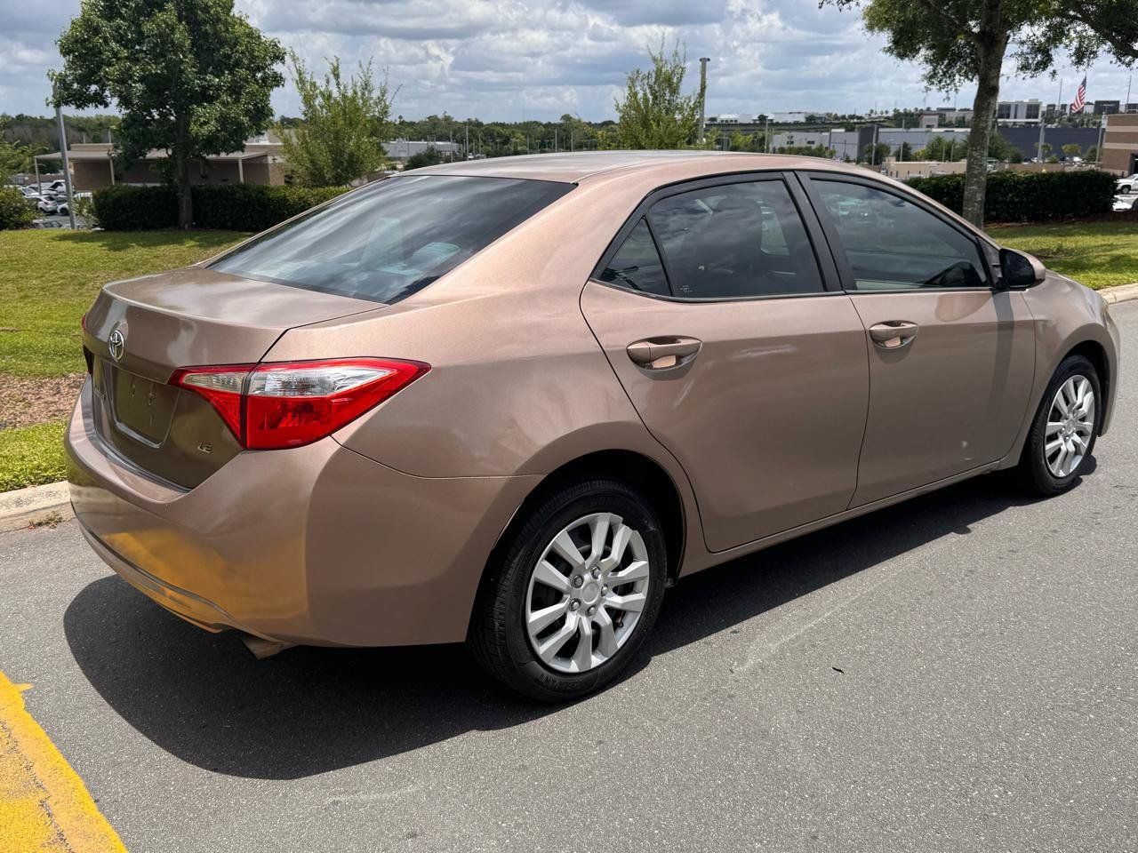 Used 2016 Toyota Corolla LE FWD image 37
