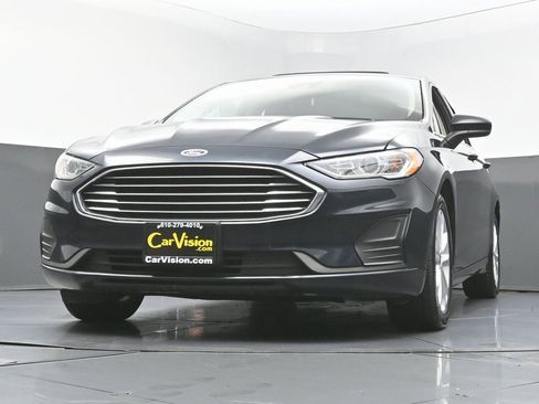 Used 2020 Ford Fusion SE image 56