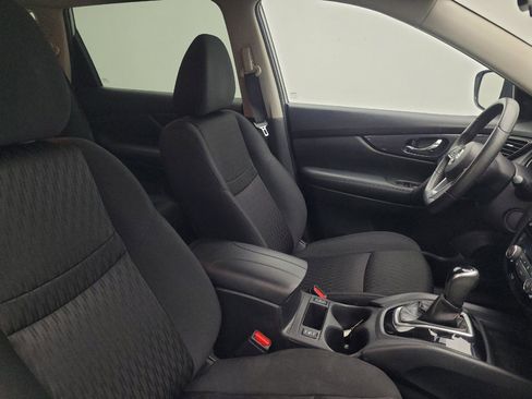 Used 2019 Nissan Rogue SV FWD image 21