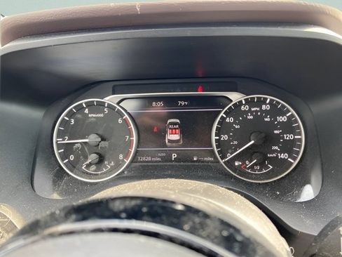 Used 2023 Nissan Rogue SV AWD/4WD image 19