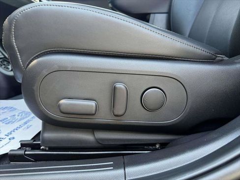 Used 2025 Hyundai Ioniq 5 SEL AWD/4WD image 17
