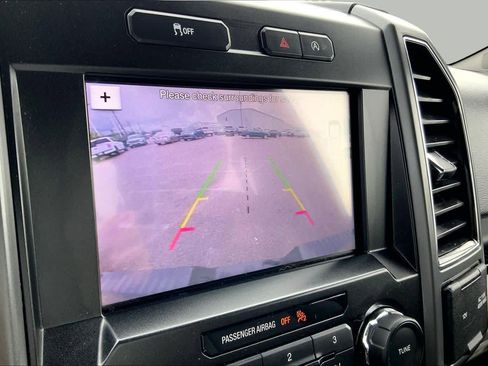 Used 2019 Ford F150 XLT w/ Equipment Group 302A Luxury AWD/4WD image 26