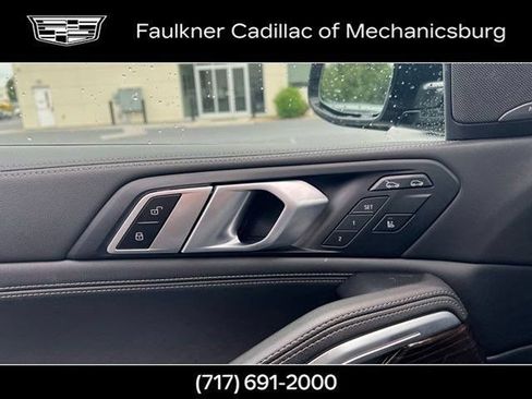 Used 2024 BMW X6 xDrive40i AWD/4WD image 29