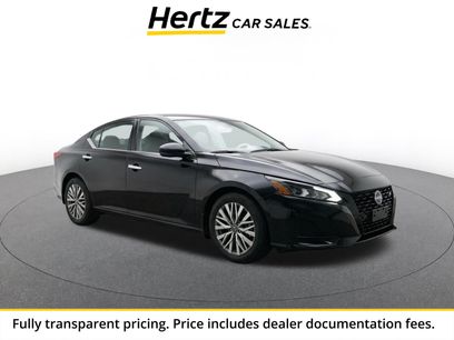 Used 2025 Nissan Altima 2.5 SV