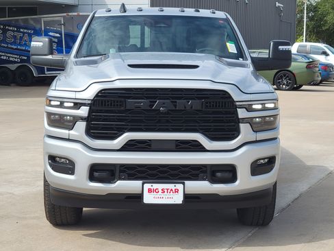 New 2026 RAM 2500 Laramie w/ Night Edition image 9