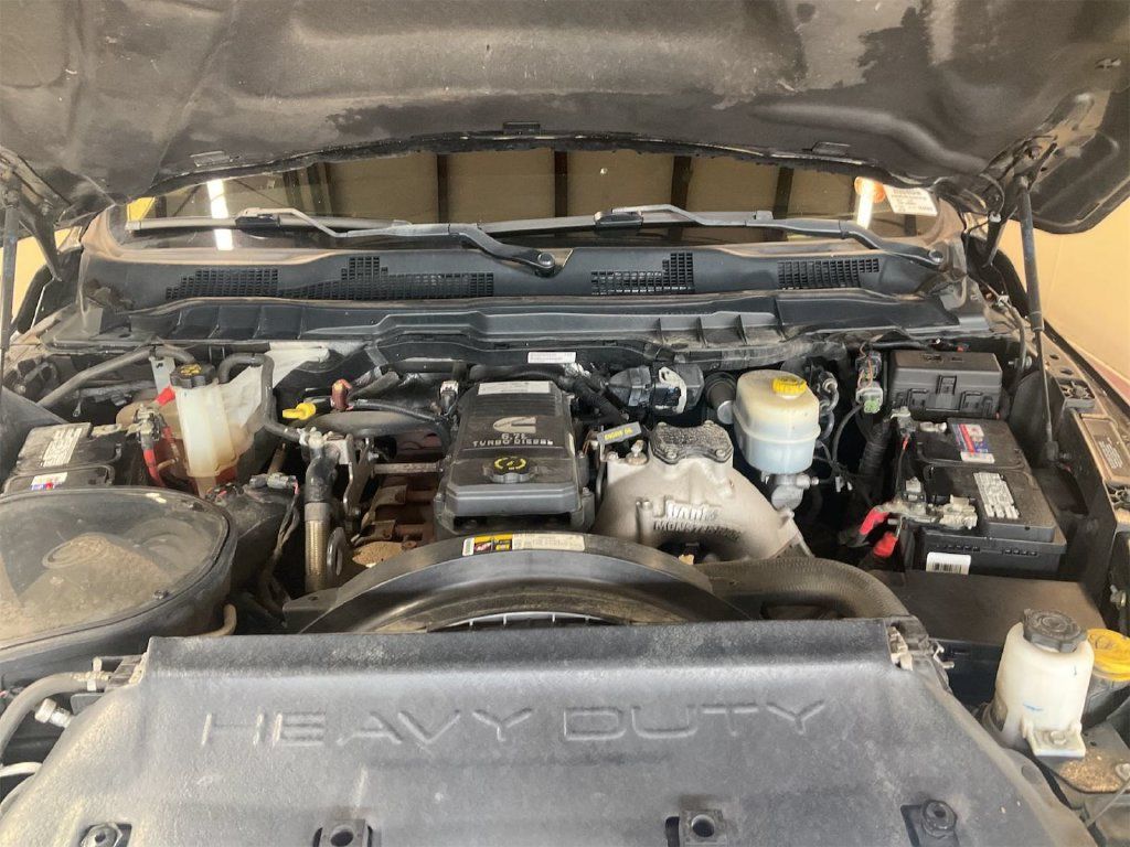 Used 2018 RAM 3500 Laramie AWD/4WD image 8