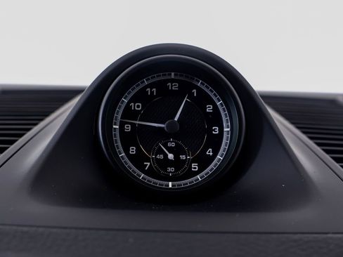 New 2026 Porsche Macan image 15