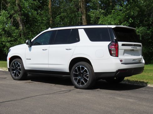 Used 2022 Chevrolet Tahoe RST w/ Luxury Package AWD/4WD image 7