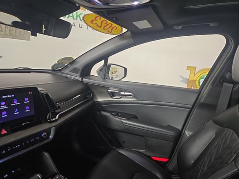 Used 2023 Kia Sportage X-Pro image 25