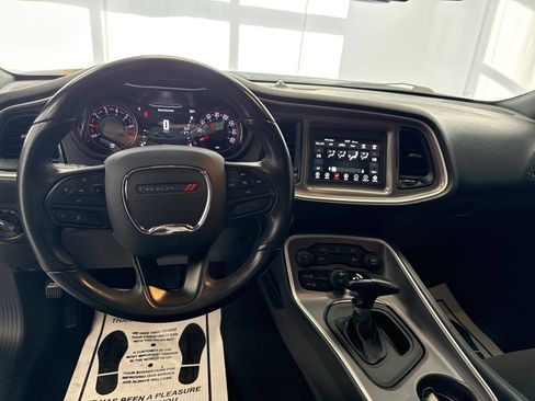 Used 2022 Dodge Challenger SXT w/ Blacktop Package image 8