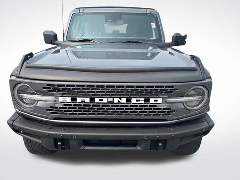 Used 2022 Ford Bronco Badlands image 9