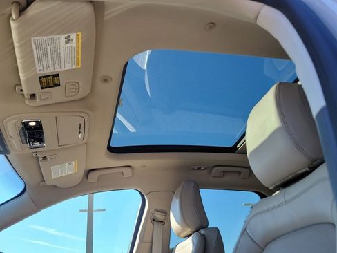 Certified 2022 Lincoln Corsair Reserve w/ Elements Package image 16