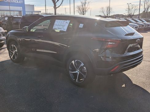New 2026 Chevrolet Trax RS w/ Sunroof Package image 6