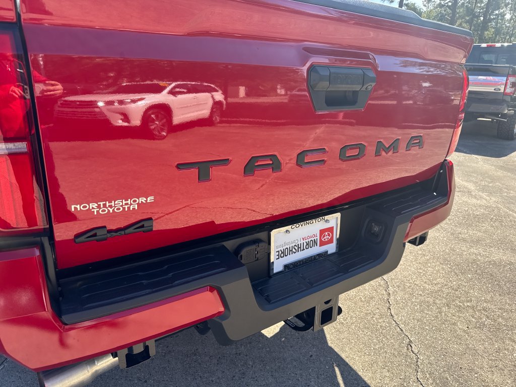 Certified 2026 Toyota Tacoma SR5 AWD/4WD image 10