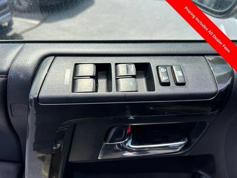 Used 2016 Toyota 4Runner Trail AWD/4WD image 4