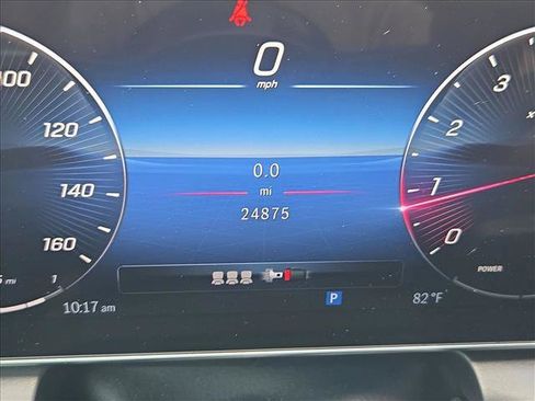 Used 2023 Mercedes-Benz GLC 300 4MATIC image 10