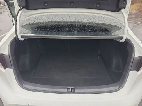 Used 2021 Toyota Corolla LE image 38