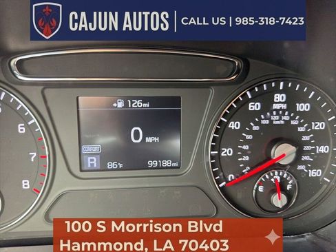 Used 2020 Kia Sorento LX FWD image 26
