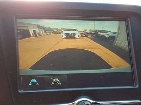 Used 2017 Chevrolet Malibu LS FWD image 7