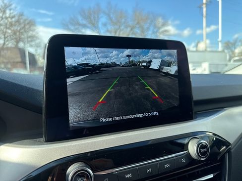 Used 2022 Ford Escape SE w/ Convenience Package image 38