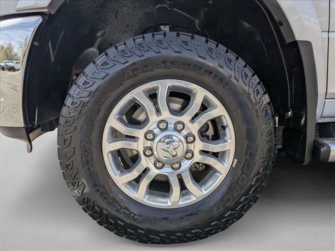 Used 2018 RAM 2500 Laramie w/ Convenience Group AWD/4WD image 26
