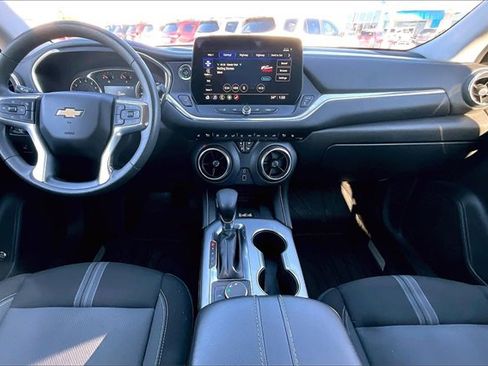 Used 2024 Chevrolet Blazer LT w/ Convenience Package image 7