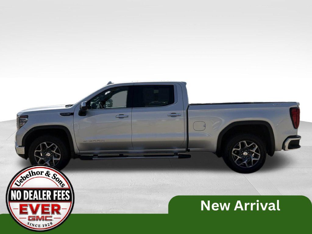 Used 2022 GMC Sierra 1500 SLT w/ SLT Convenience Package AWD/4WD image 15