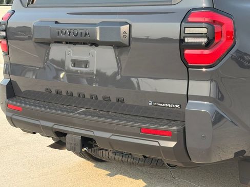New 2026 Toyota 4Runner TRD Off-Road Premium AWD/4WD image 5