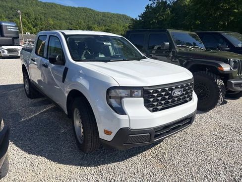 New 2026 Ford Maverick XL FWD image 3